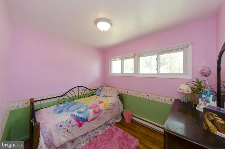 10819 Woodhaven Dr, Fairfax, Virginia 22030