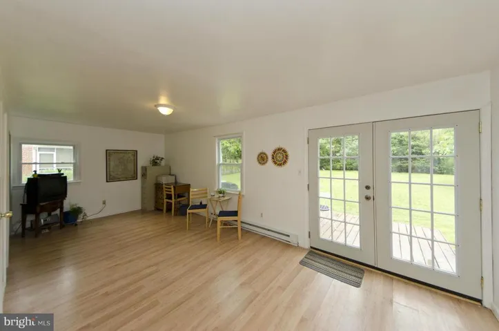 10819 Woodhaven Dr, Fairfax, Virginia 22030