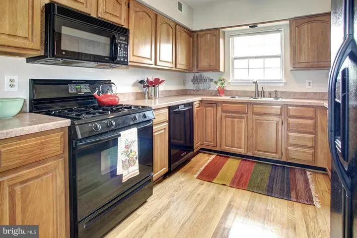 19 Herbert St, Alexandria, Virginia 22305
