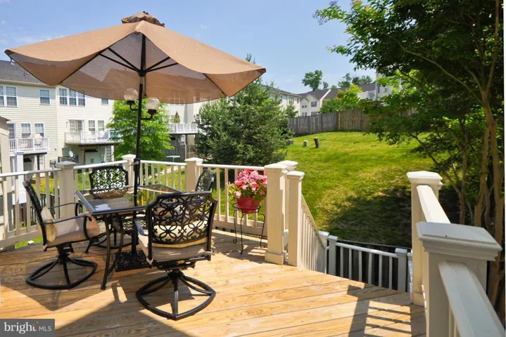 8078 Horseshoe Cottage Cir, Lorton, Virginia 22079