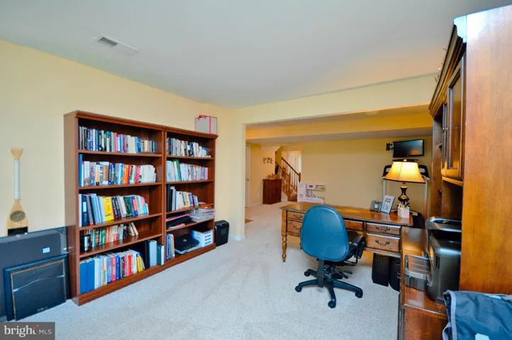 8078 Horseshoe Cottage Cir, Lorton, Virginia 22079