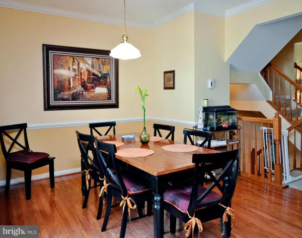 8078 Horseshoe Cottage Cir, Lorton, Virginia 22079