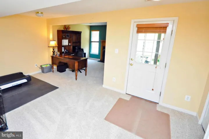 8078 Horseshoe Cottage Cir, Lorton, Virginia 22079
