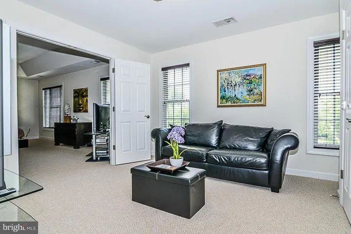 2016 Woodford Rd, Vienna, Virginia 22182