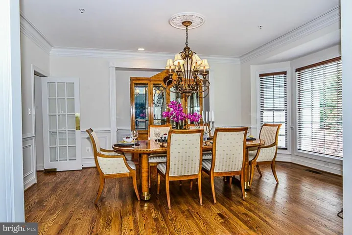 2016 Woodford Rd, Vienna, Virginia 22182