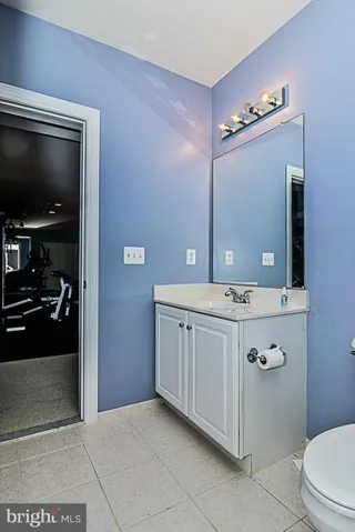 2016 Woodford Rd, Vienna, Virginia 22182