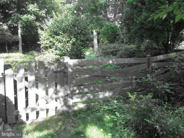 8103 Guinevere Dr, Annandale, Virginia 22003