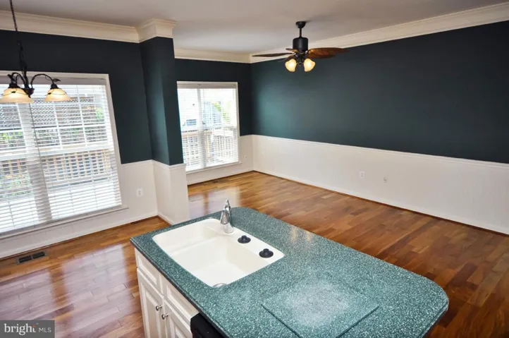 6686 Roderick Loop, Gainesville, Virginia 20155