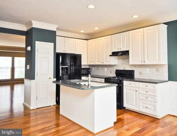6686 Roderick Loop, Gainesville, Virginia 20155