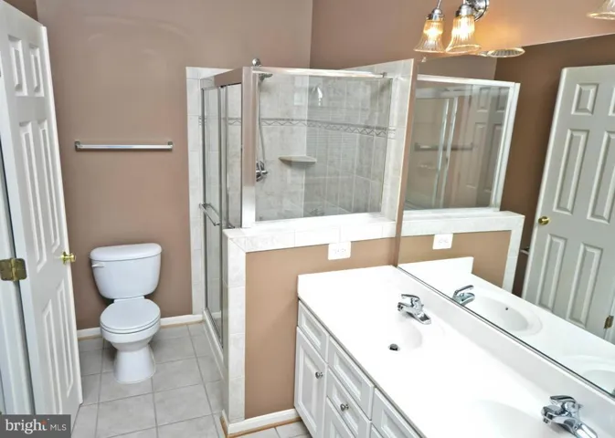 6686 Roderick Loop, Gainesville, Virginia 20155
