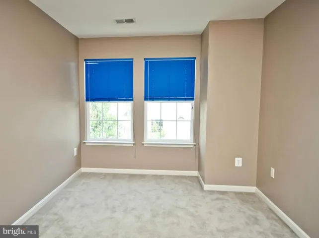 6686 Roderick Loop, Gainesville, Virginia 20155