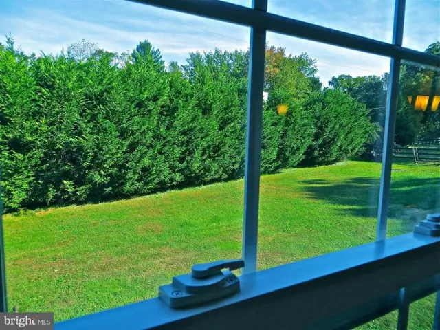 636 Walker Rd, Great Falls, Virginia 22066