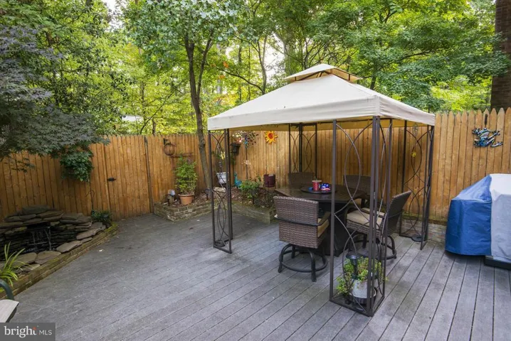 7085 Leestone St, Springfield, Virginia 22151