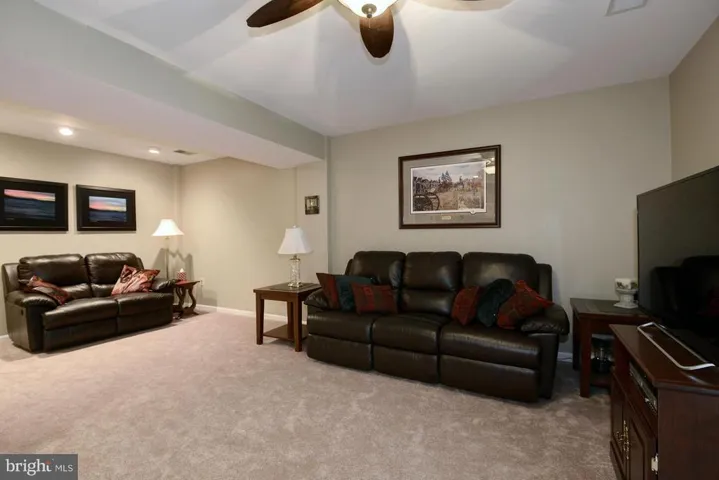 7085 Leestone St, Springfield, Virginia 22151
