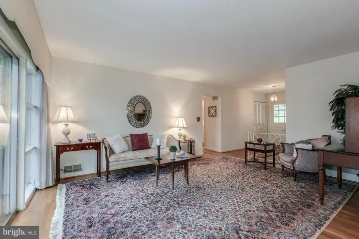 6800 Capstan Dr, Annandale, Virginia 22003