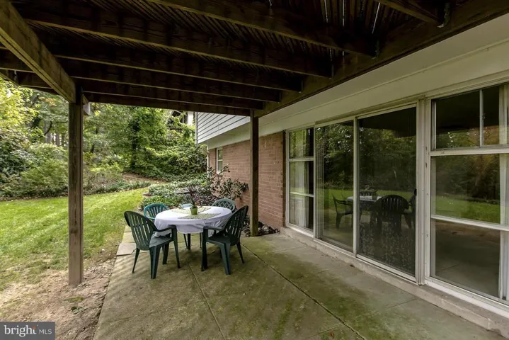 6800 Capstan Dr, Annandale, Virginia 22003