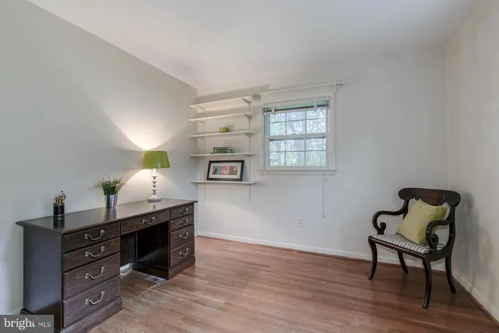 6800 Capstan Dr, Annandale, Virginia 22003