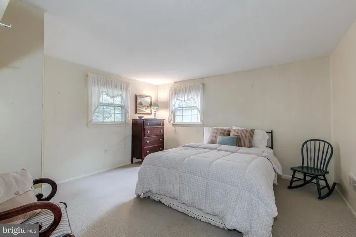 6800 Capstan Dr, Annandale, Virginia 22003