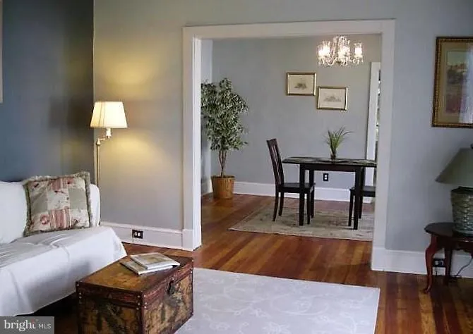 306 Clifford Ave, Alexandria, Virginia 22305