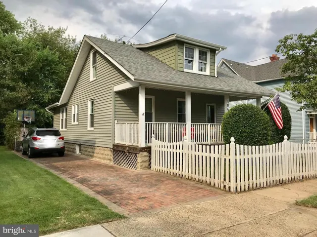 306 Clifford Ave, Alexandria, Virginia 22305