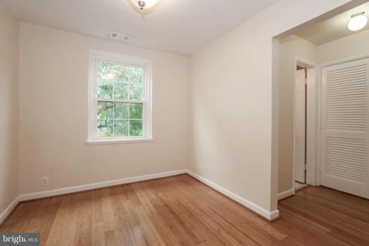 4640 36th St S #b2, Arlington, Virginia 22206