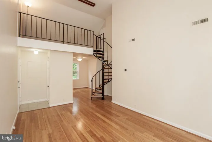 4640 36th St S #b2, Arlington, Virginia 22206