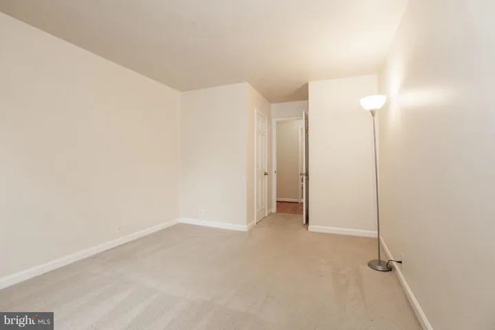 4640 36th St S #b2, Arlington, Virginia 22206