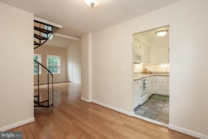 4640 36th St S #b2, Arlington, Virginia 22206