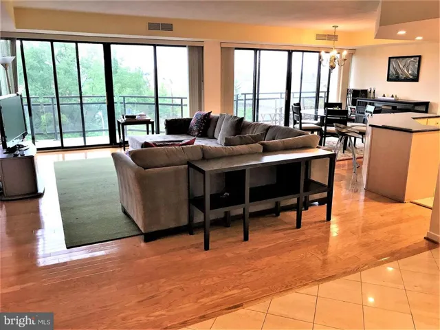 1530 Key Blvd #504, Arlington, Virginia 22209