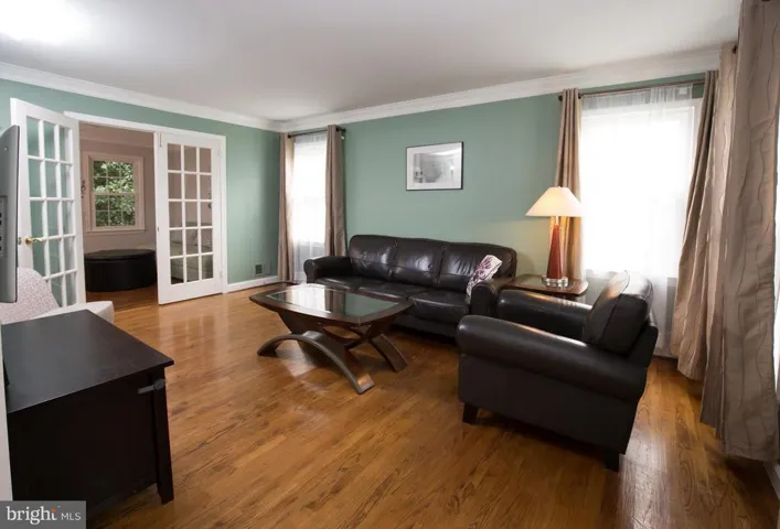 7416 Beverly Manor Dr, Annandale, Virginia 22003