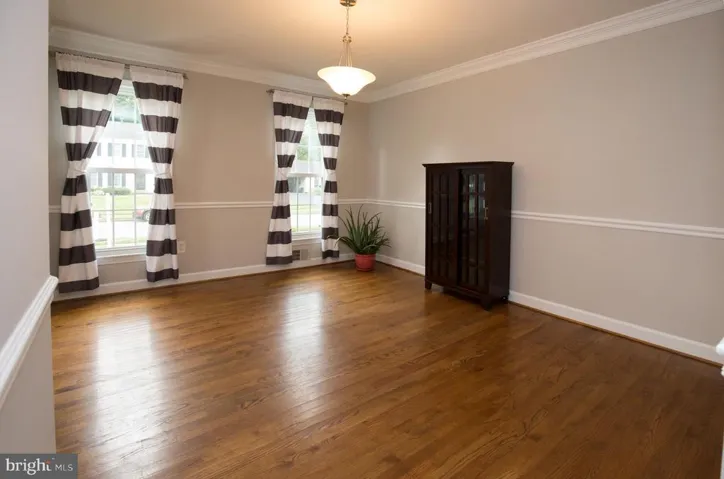 7416 Beverly Manor Dr, Annandale, Virginia 22003