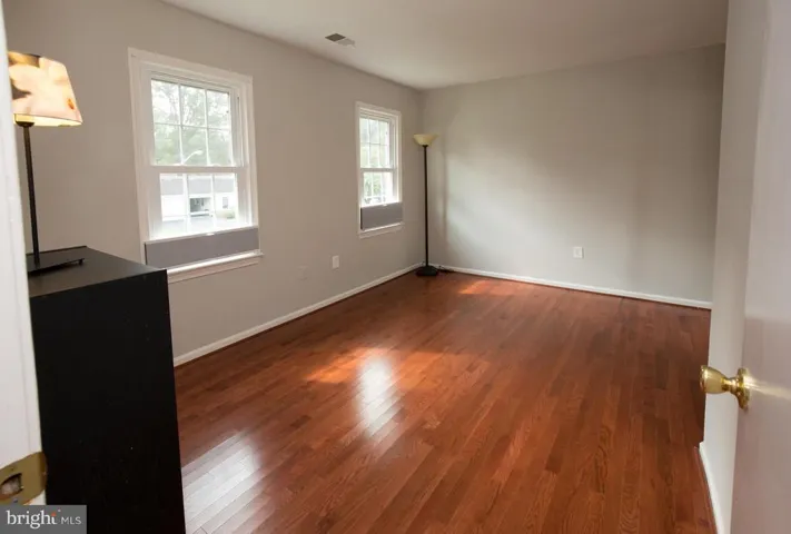 7416 Beverly Manor Dr, Annandale, Virginia 22003
