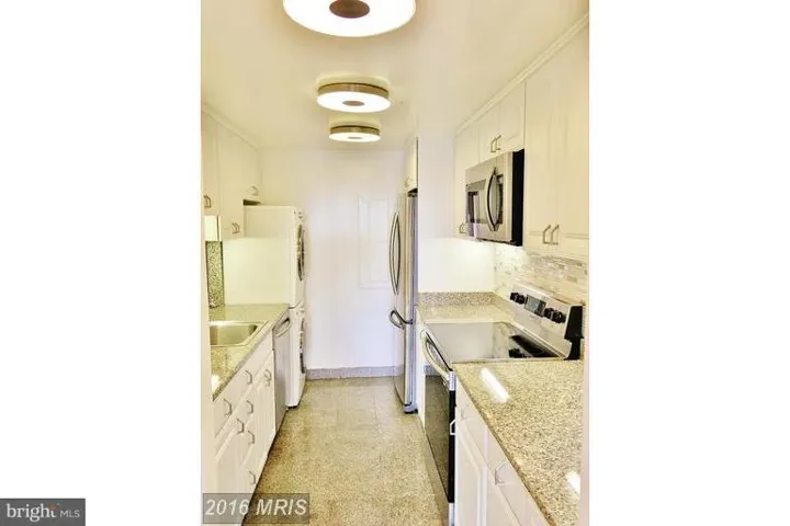 1530 Key Blvd #812, Arlington, Virginia 22209