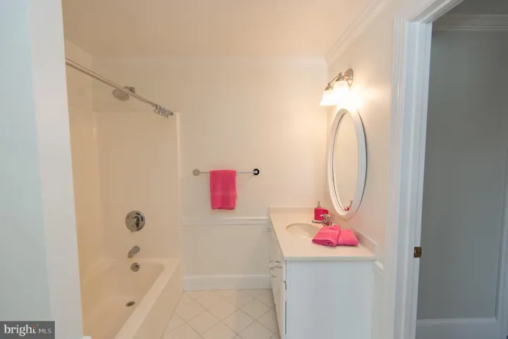 28388 Old Country Club Rd, Easton, Maryland 21601
