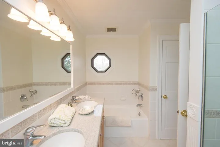 28388 Old Country Club Rd, Easton, Maryland 21601