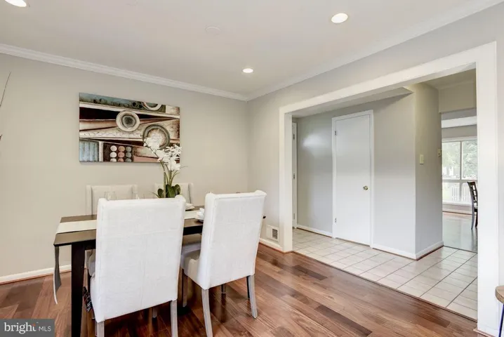 2201 Huston Pl, Herndon, Virginia 20170
