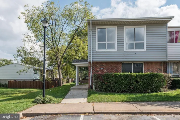 2201 Huston Pl, Herndon, Virginia 20170