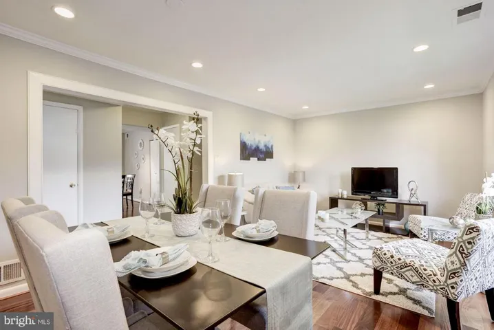 2201 Huston Pl, Herndon, Virginia 20170