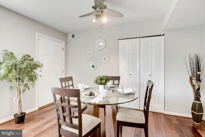 2201 Huston Pl, Herndon, Virginia 20170