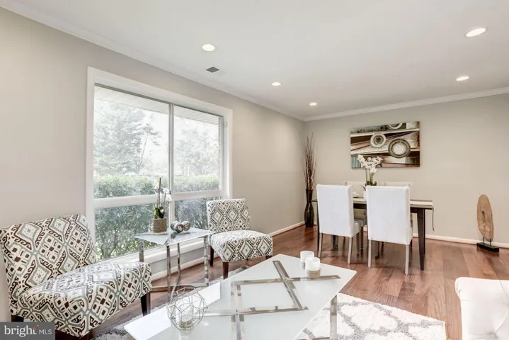 2201 Huston Pl, Herndon, Virginia 20170