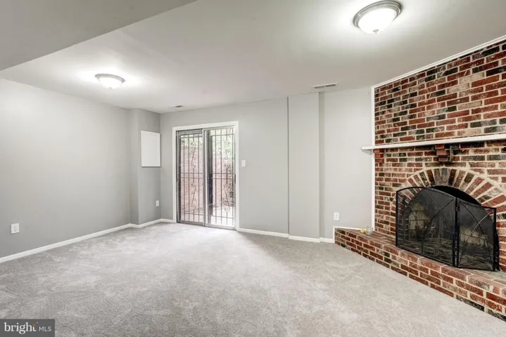 2651 Centennial Ct, Alexandria, Virginia 22311