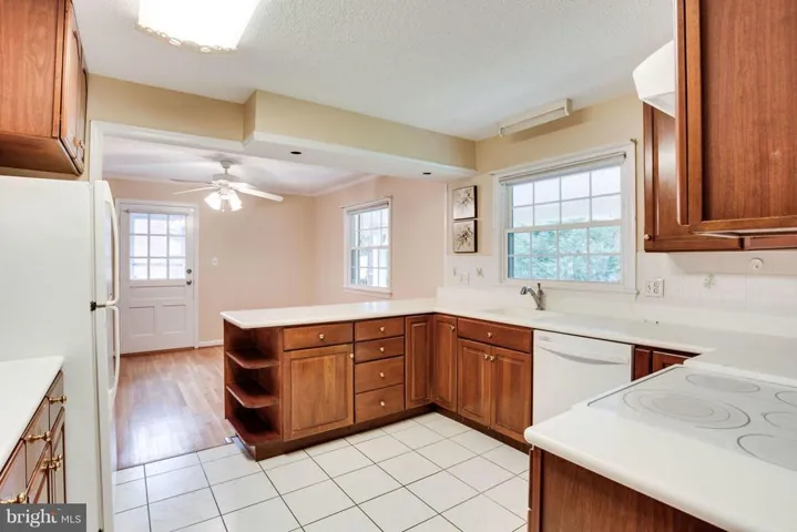 3314 Rose Ln, Falls Church, Virginia 22042