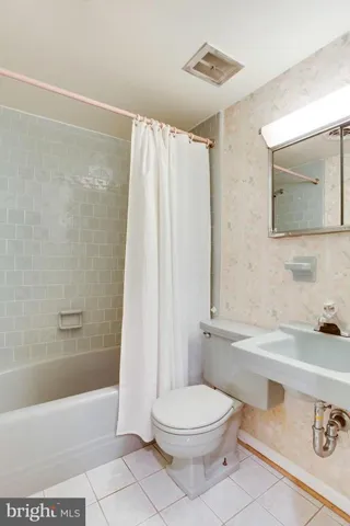 3314 Rose Ln, Falls Church, Virginia 22042