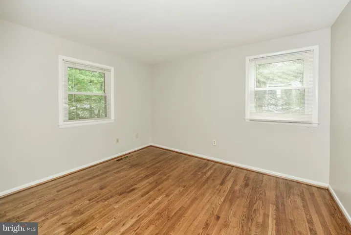 10317 Confederate Ln, Fairfax, Virginia 22030