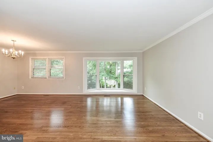 10317 Confederate Ln, Fairfax, Virginia 22030