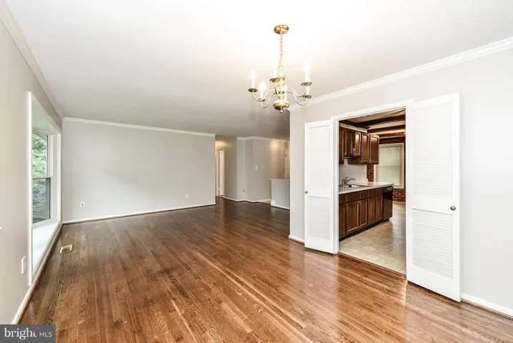 10317 Confederate Ln, Fairfax, Virginia 22030