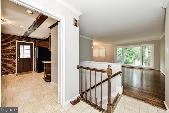 10317 Confederate Ln, Fairfax, Virginia 22030