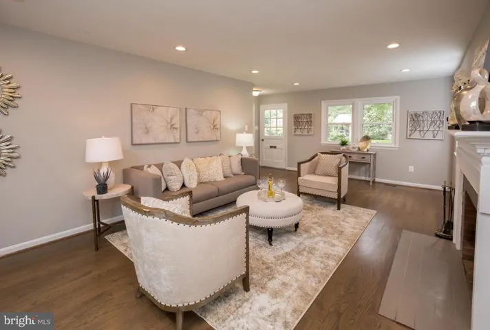 1206 Priscilla Ln, Alexandria, Virginia 22308
