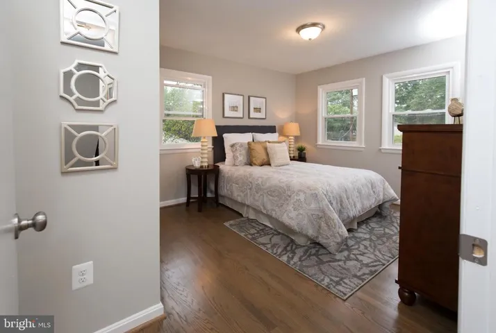1206 Priscilla Ln, Alexandria, Virginia 22308