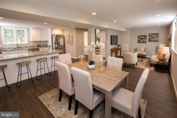 1206 Priscilla Ln, Alexandria, Virginia 22308